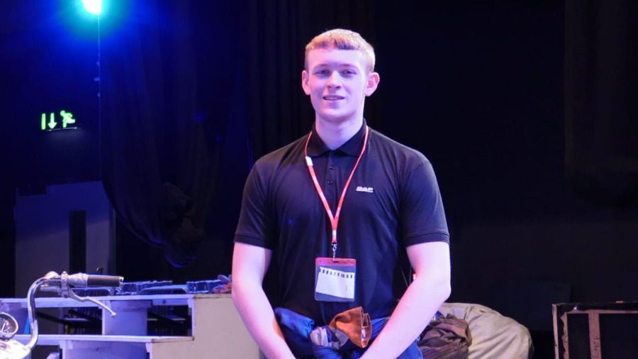 A Day in the Life of Motus People - Apprentice HGV Technician